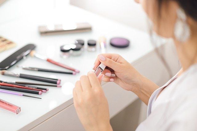 Why it is Important to Have Professional Hair and Makeup for Your Headshots Why it is Important to Have Professional Hair and Makeup for Your Headshots
